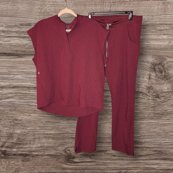 Figs Scrub Set - Picture 2 of 5